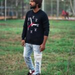 G. V. Prakash Kumar Instagram - Aatha vaa andha aagasam kooda vara ….pic by @cyril_eanastein .. @louisvuitton #jordon #lostandfound #chicago #vaathi #vaathi audio launch