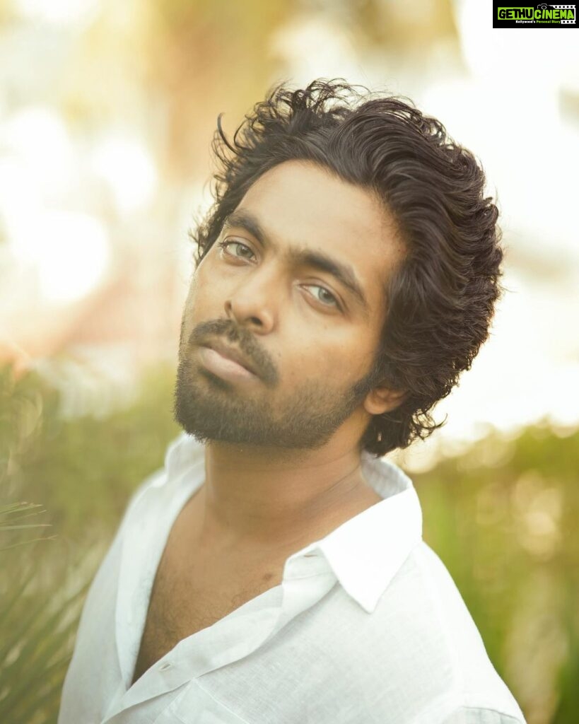 G. V. Prakash Kumar Instagram - Thank you universe … ever grateful ✨💫 thank u all .. cam by @kanmaniphotography styled by @vynod.sundar .. hair by @devsakthivel … @gdinesh111 #love #photography