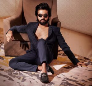 G. V. Prakash Kumar Instagram - I’m a limited edition 🔥 

#throwback #love #photography @sharada.photography #polladhaulagam