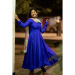Gabriella Charlton Instagram - Impromptu photo shoots with @camerasenthil anna are the best! 🤩🤍 We hardly get to be happy from within, and these pictures show me how happy I can be. A good day 🫶 Outfit @sdduniqueboutique_97