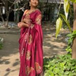 Gabriella Charlton Instagram - Pongal 23’ ❤️❤️❤️ Last picture is my favourite 🤍💫 Hand Embroidery Saree and gorgeous blouse by @sdduniqueboutique_97 Jewellery @sruthis_jewellery