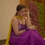 Garima Chaurasia Instagram - Accepting “Rishtas” now! 💁🏻‍♀️🤣📜 . . 📸: @nitin_.1610 #gimaashi #picoftheday #ethnic #gimaians