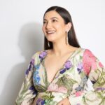 Gauahar Khan Instagram – Be Joyous : Be Grateful : Be Good 
 

Ma sha Allah ! Mumbai, Maharashtra