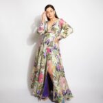 Gauahar Khan Instagram – Bloom 🌺 

Outfit : @gazalguptacouture 
Earring : @diamantinafinejewels 
Styling : @devs213 
Assisted by @krutikaa_sharma 
📸 : @visualaffairs_va 

#netflixindia #momtobe #ownit #fashion Mumbai, Maharashtra