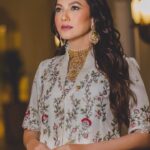 Gauahar Khan Instagram - Love 🕊️ Outfit: @stotram.shop Jewellery: @chaulazheritagejewellery Styling : @devs213 assisted by @krutikaa_sharma 📸 : @storiesbynarendrasingh @darshan.sethi #white #jaipur #musafir #host #weddings #momtobe #reelsinstagram #trendingaudio Jaipur - The pink city
