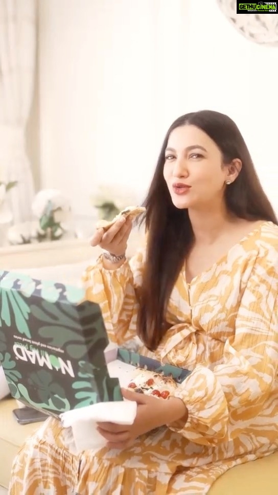 Gauahar Khan Instagram - Who’s craving Pizzas? I AM! 🍕 Get authentic pizzas from around the world through Nomad Pizza, now with an option to order completely plant-based pizzas through their new brand @nomadgreen.in NOMAD Pizza is now available on Zomato, Swiggy and their website! They are live in Delhi NCR, Mumbai, Bangalore, Pune, Chandigarh, and Jaipur! #nomadpizza #nomadgreen #pizza #ad