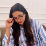 Gauahar Khan Instagram - Detective Mode on 🕵️‍♀️🤰 #pregnancy #crazy #funnyreels #husbandandwife Alhamdulillah! Mumbai, Maharashtra