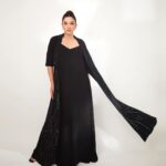 Gauahar Khan Instagram - 🖤 keep it classy . Wore : @theohailakhanofficial @anmoljewellers Styled by : @devs213 assisted by @krutikaa_sharma 📸 : @shivamguptaphotography #momtobe #india #iconicgoldawards2023 Mumbai, Maharashtra
