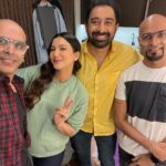 Gauahar Khan Instagram – Only love n laughter around these 3 ! ❤️😬 #intruderbychoice 💁🏻‍♀️ 

#whatscooking #netflixindia Mumbai, Maharashtra