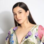 Gauahar Khan Instagram – Be Joyous : Be Grateful : Be Good 
 

Ma sha Allah ! Mumbai, Maharashtra