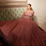 Gauahar Khan Instagram - 🧚🏻‍♀️ Fairyland Swipe left for my amazing eye make up ! Guess who is the make up artist!😬 Styling : @devs213 Assisted by @krutikaa_sharma Ma Outfit: @shivaliahmedabad @auorstudio Jewellery: @diamantinafinejewels Photographer : @shivamguptaphotography #host #weddings #mommatobe Ma sha Allah Mumbai, Maharashtra