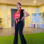 Gauahar Khan Instagram – @inreallovenetflix 🧡🖤
Also happy anniversary @rannvijaysingha @priankasingha ❤️
Outfit: @woolboxofficial Jewrellery: @qisbyashmeet Delhi, India
