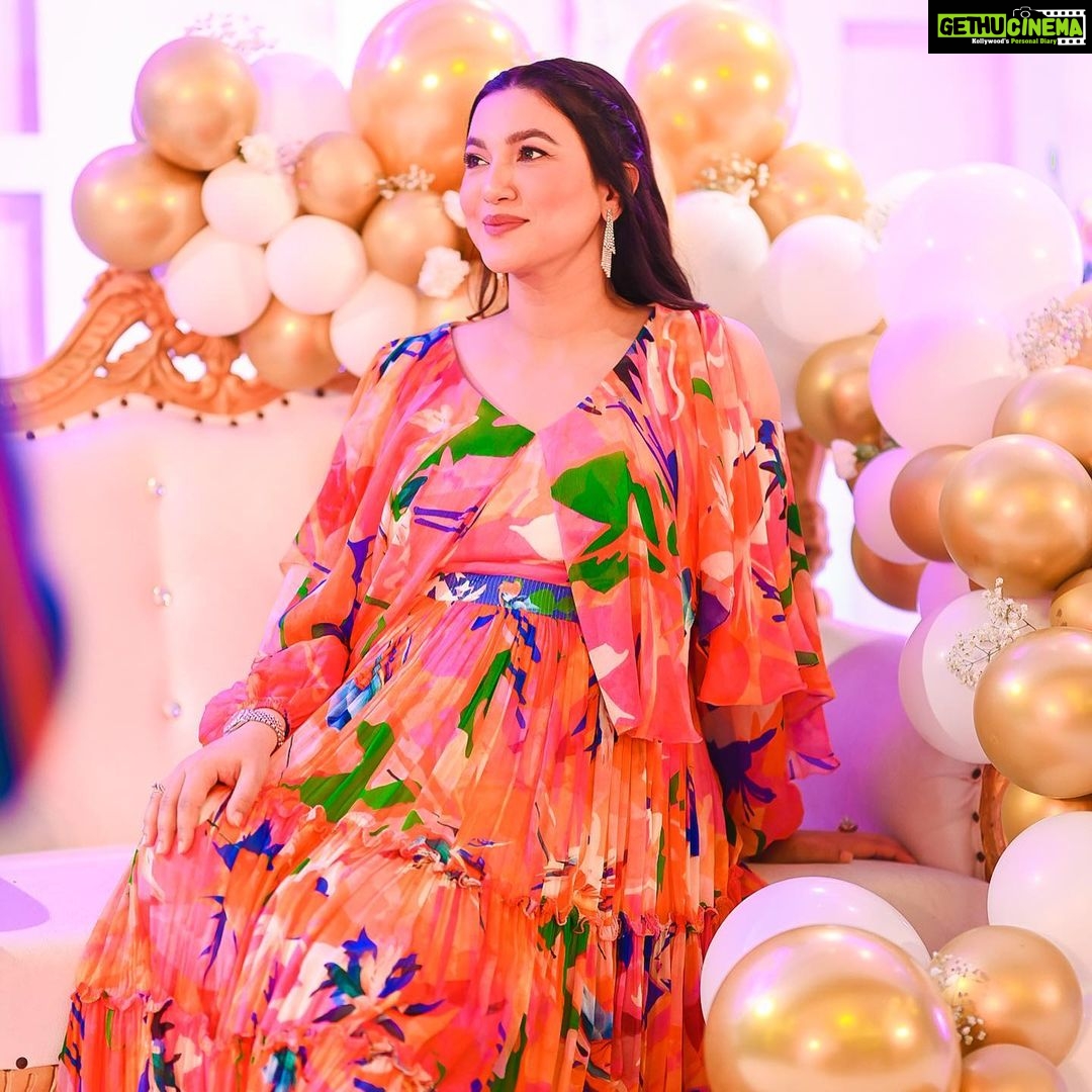 Gauahar Khan Instagram - A blessed day ! ♥️ #alhamdulillah Ma sha Allah #gaza🦋 #babyshower Decor: @laavaan_decor Event Curated By PR: @dinky_nirh My outfit : custom @mandirawirkhq @mandirawirk 💛 Earring : @anmoljewellers 📸 : @staticimages Mumbai, Maharashtra