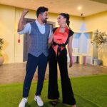 Gauahar Khan Instagram – @inreallovenetflix 🧡🖤

Also happy anniversary @rannvijaysingha @priankasingha ❤️

Outfit: @woolboxofficial Jewrellery: @qisbyashmeet Delhi, India
