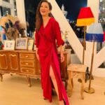 Gauahar Khan Instagram – Red hot ! ❤️‍🔥 
! #inreallove  on @netflix_in 

Styling : @devs213 
Assisted by @krutikaa_sharma Delhi, India