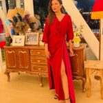 Gauahar Khan Instagram – Red hot ! ❤️‍🔥 
! #inreallove  on @netflix_in 

Styling : @devs213 
Assisted by @krutikaa_sharma Delhi, India
