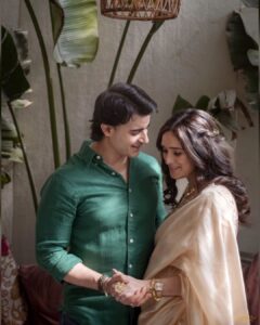 Gautam Rode Instagram - Overflowed with gratitude as we celebrated the arrival of our little babies ❤️

Event Designed & Curated By: @dinky_nirh
Decor: @karandoshievents
Cake: @rinkuamitgokarn