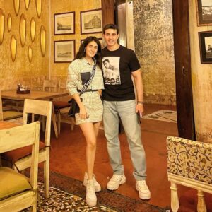Gautam Rode Instagram - When we were pregnant and had no idea about it! 😅🧿🧿

#mommy #daddy #to #be #pregnancy #love
