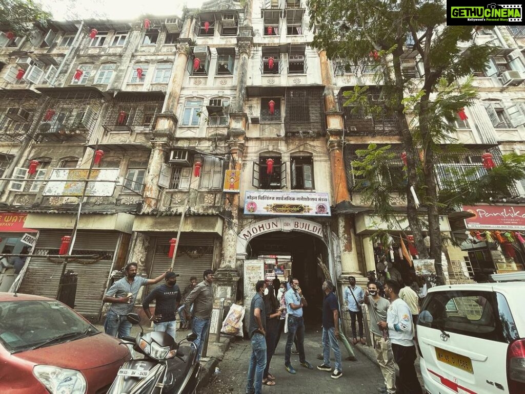 Gautham Menon Instagram - Hitting the ground running… #mumbairecce Mumbai - मुंबई