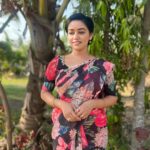 Gayathri Yuvraaj Instagram - 😍 @acchoosfazhionpassion