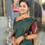 Gayathri Yuvraaj Instagram - 🦋 @paavanaonlinemart @lakshana_priya_mua
