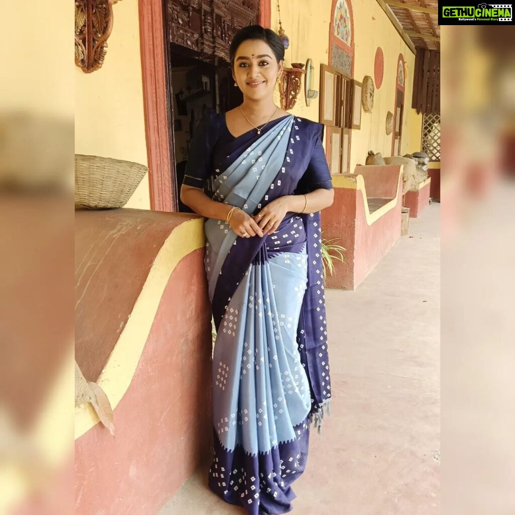Gayathri Yuvraaj Instagram - Saree @mithrans_boutique