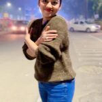 Gayathri Yuvraaj Instagram - Night road light 🤩🤩 @joshapp.tamil @officialjoshapp #joshmeinaaja
