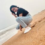 Gayathri Yuvraaj Instagram - Attitude is everything, so pick a good one ✌️✌️