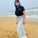 Gayathri Yuvraaj Instagram - Keep smiling, because life is a beautiful thing and there's so much to smile about 🤗🤗😍
