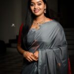 Gayathri Yuvraaj Instagram - Life is so beautiful, it’s all about how we look into it .. 😊😊 Jewellery @aaryaah_designs Camera @evidencemaker