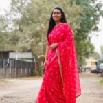 Gayathri Yuvraaj Instagram - True success is all about working towards meaningful goals and dreams. ...💕💕🤗 Customise Sarre & blouse @acchoosfazhionpassion
