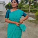 Gayathri Yuvraaj Instagram - ☺️✨ Sarre @feministshopping @joshapp.tamil @officialjoshapp #joshmeinaaja #reelsinstagram #telugusongs #dance💃