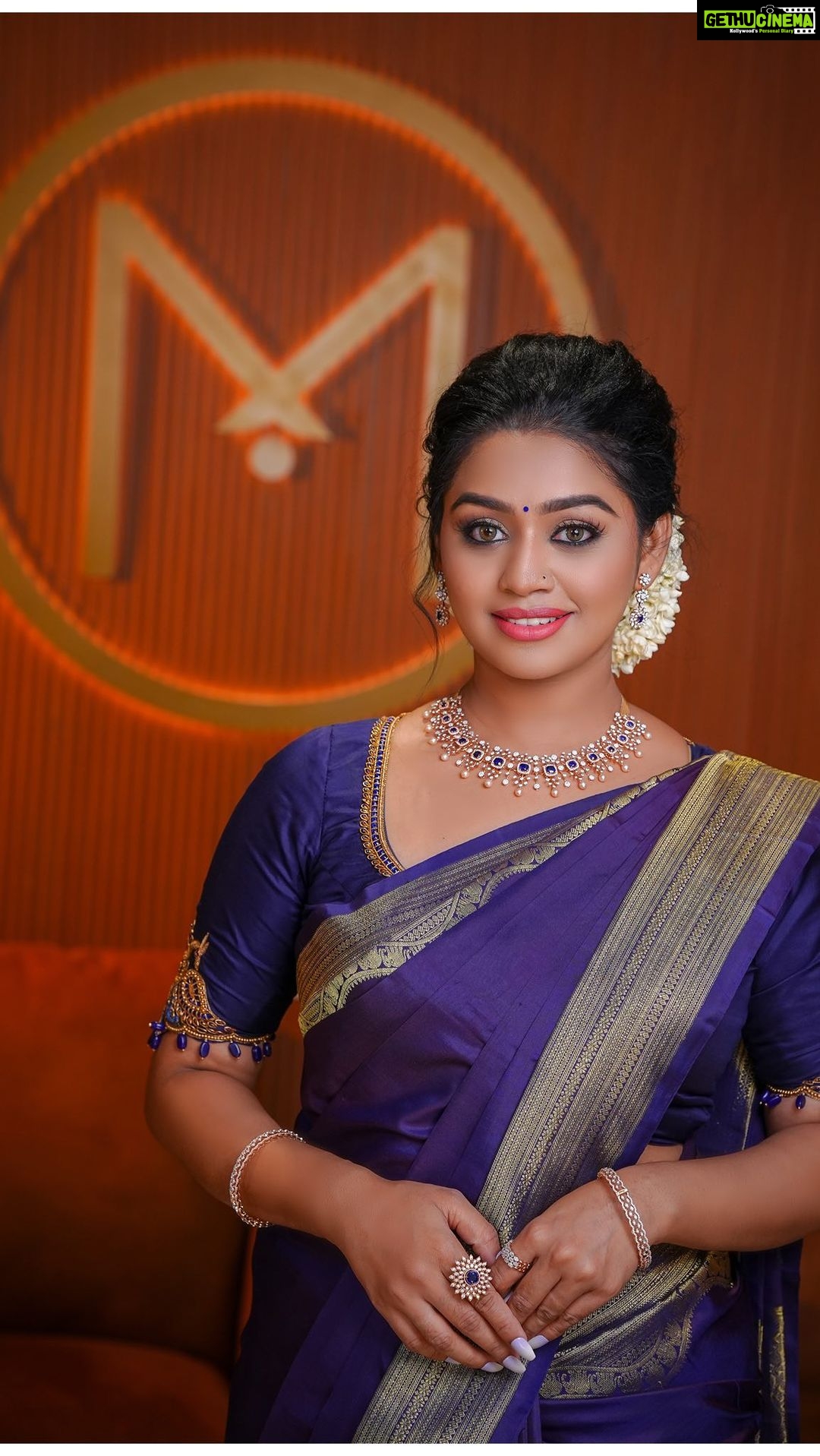 Gayathri Yuvraaj Instagram - The wedding season is here and @MalabarGoldAndDiamonds is hosting a #BridalJewelleryShow to celebrate this season at the T Nagar, Chennai showroom. Visit today and get your self wedding ready. May 21st Fashion Show May 22nd Designer clothing exhibition May 25th Beauty Basics -Dermatologist Session -Bridal make up session. To know more visit the T Nagar, Chennai showroom!