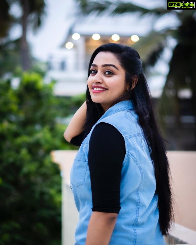Gayathri Yuvraaj Instagram - Life gives and takes. It’s what we do with what we get that has the power!!😍😍😍 Pc : @shotby__dan Ec : @sridhar_r_ Chennai, India