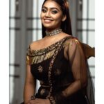 Gayathri Yuvraaj Instagram - Always remember that you are absolutely unique. Just like everyone else!! 🖤 Makeup - @beautyunveiled_by_jeevi Styling - @paviiiee_08 PC - @smilebookphotography Costume - @tamaarachennai Hair - @kalaikannan_makeupartist Jewels @chennai_jazz