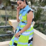Gayathri Yuvraaj Instagram - Life has got all those twists and turns. You’ve got to hold on tight and off you go.”✌️ Outfit & handbag @falishasiddhu_