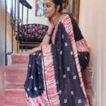 Gayathri Yuvraaj Instagram - The secret of getting ahead is getting started.” – Mark Twain!!✌️ @saffron_clothing_ #🖤
