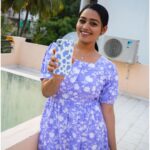 Gayathri Yuvraaj Instagram - Lovely customised mobile case from @denebolas_customisation 😍😍