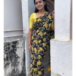 Gayathri Yuvraaj Instagram - You do not find the happy life. You make it.”😍 Sarre @dsalwar