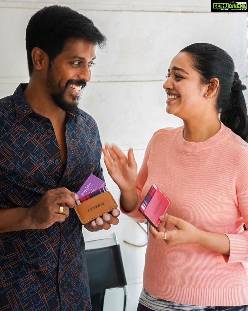 Gayathri Yuvraaj Instagram - Thank you for these beautifull Hand Stitched Card Holders…. @kaereslife Do check out their page @kaereslife P.c @vijay_senthil_vel
