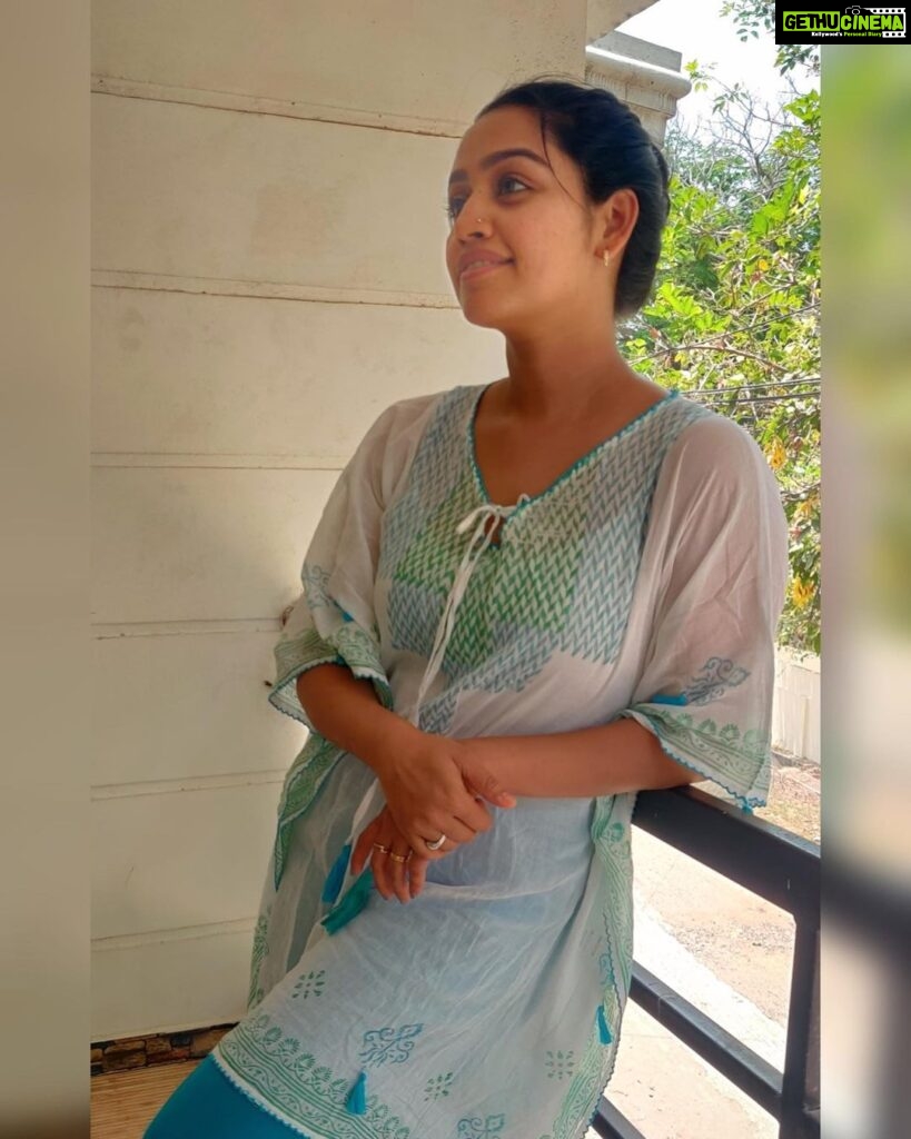 Gayathri Yuvraaj Instagram - Personality is definitely by it’s thought’s ,not by beauty.😊 Wearing @fashion1atelier