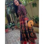 Gayathri Yuvraaj Instagram - ikkat material sling bag @vivastrends07 #😍😍😘