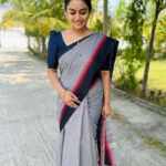 Gayathri Yuvraaj Instagram - Simplicity never goes out of style !! 🤗 Cotton Sarre @meluhha_ #gayathriyuvaraj #gayathri #❤️