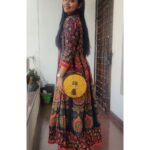 Gayathri Yuvraaj Instagram - ikkat material sling bag @vivastrends07 #😍😍😘