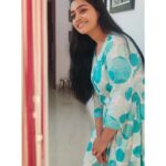 Gayathri Yuvraaj Instagram – 💙 
Dress @hayclothing