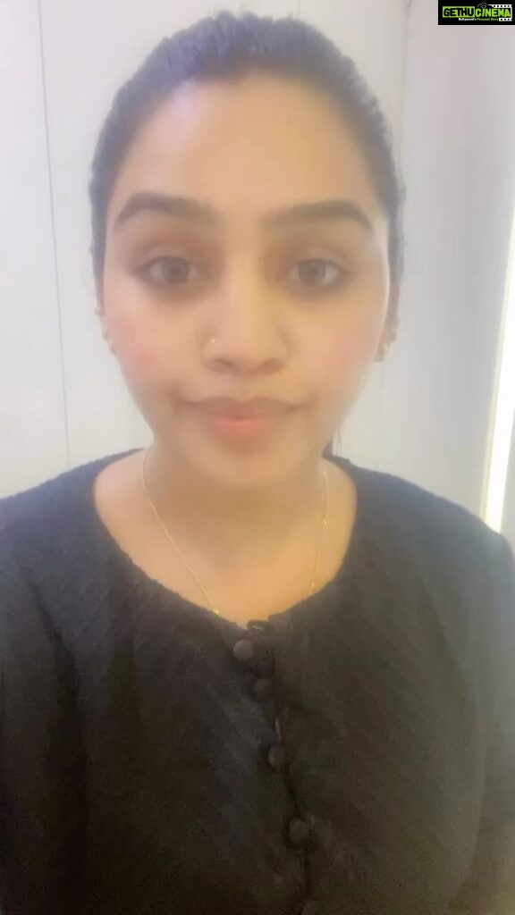 Gayathri Yuvraaj Instagram - My second sitting Vitamin C FACIAL Book your appointment now @eloraacliniq and get that flawless skin 😍 ✅Improves complexion ✅Repairs sun damage ✅Hydrates and moisturizes skin ✅Unclogs Pores #stressacne #adultacne #acnefree #clearskin #antiaging #skincare #skinbrightening #antiacne #acne #acnescars #nomoreacne #acneclinic #acnetreatment #acneadvice #acnesolutions #skincaregoals #clearskin #eloraacliniq #chennai #hydratedskin #acnescarremoval @eloraacliniq @dr_chandhini For bookings and consultations: Contact☎ @deepaaravinthan 9789989898