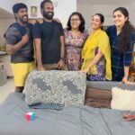 Gayathri Yuvraaj Instagram - Best friends are the people in your life who make you laugh louder, smile brighter and live better...🫰🏻❤️🤗 @yuvi_smart @sudharsan_ramalingam @prathipurush #funnyvideos #trending #🤗