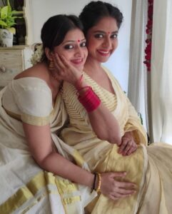 Geetu Mohandas Instagram - HAPPY ONAM ♥️