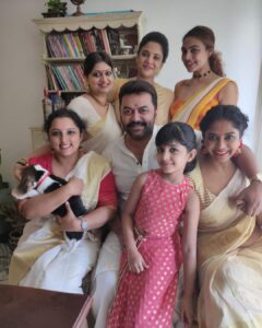 Geetu Mohandas Instagram - HAPPY ONAM ♥️