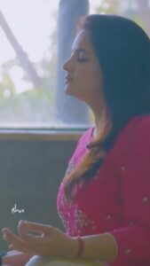 Giaa Manek Instagram - When you hear “Inner Engineering” what comes to your mind ? 
I am sure ..different people , different life experiences resulting in different perceptions.
I was no different . 

For me ,the experience was - 
Life changing , enriching and empowering . 

Thank you @sadhguru for giving me this gift of Inner Engineering . 
.
.
.
#innerengineering #technologiesforwellbeing #isha #sadhguru #shambhavi #conciousness #conciousliving #conciousplanet